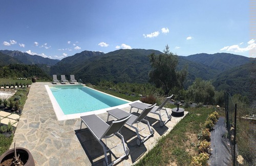Bagni di Lucca Casa | Casa en Toscana con Piscina y Vistas
