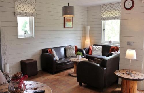Marcouray Casa | Holiday Home in Jupille near Forest Trails
