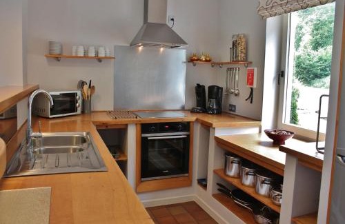 Marcouray Casa | Holiday Home in Jupille near Forest Trails