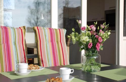 Kamperland Casa | Holiday Home in Kamperland near Beach, cleaning included