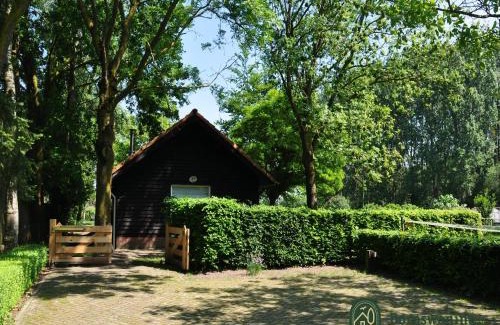 Leende Casa | Holiday Home in Leende with Hot Tub & Garden, cleaning included