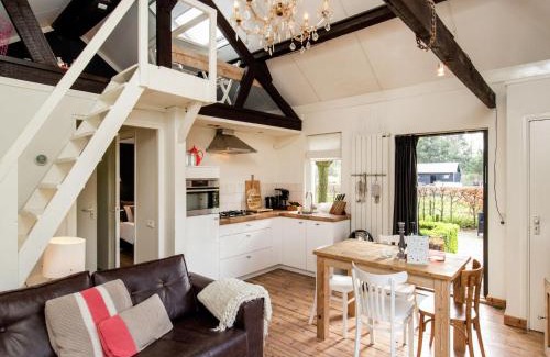 Leende Casa | Holiday Home in Leende with Hot Tub & Garden
