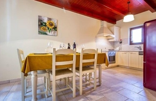 Loborika Chalet De Esquí | Casa de vacaciones en Loborika con Terraza, Acondicionador, WIFI, Lavadora (3642-1)