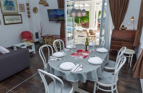 Molat Casa | Holiday Home in Molat with Pool