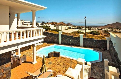 Nazaret Casa | Holiday home in Nazareth