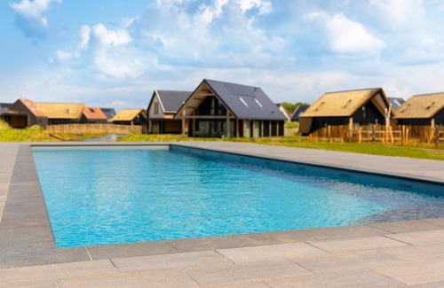 Nieuwvliet Casa | Bonita casa de vacaciones con nevera para vino