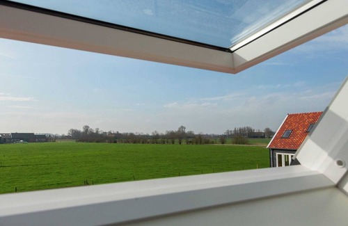 Municipality of Veere Casa | Holiday Home in Oostkapelle near Forest