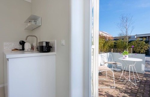 Oostkapelle Casa | Holiday Home in Oostkapelle Near the Beach