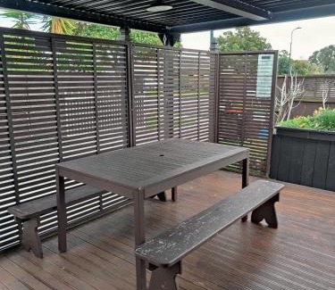 Papamoa Beach Casa | Holiday Home in Papamoa