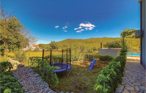 Primorski Dolac Casa | Holiday Home In Primorki Dolac