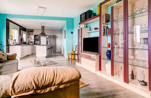 Vigo Casa | Casa Vacacional en Redondela con Vista al Mar