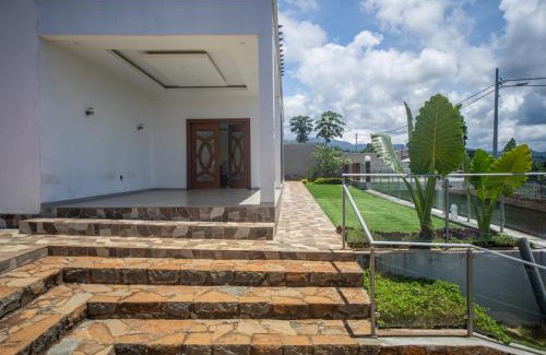 Agua Grande Casa | Holiday Home in São Tomé