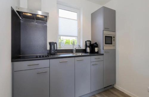 Municipality of Nissewaard Casa | Holiday Home in Simonshaven near Lake Beach