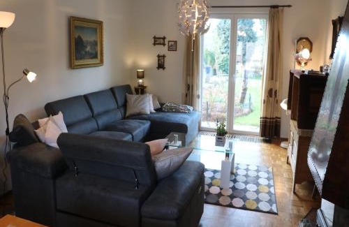 Sweikhuizen Casa | Holiday Home in Sittard with Pool