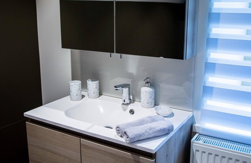 Spa Casa | Lujosa casa cerca de Spa con bañera de hidromasaje y sauna