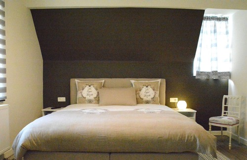Spa Casa | Lujosa casa cerca de Spa con bañera de hidromasaje y sauna