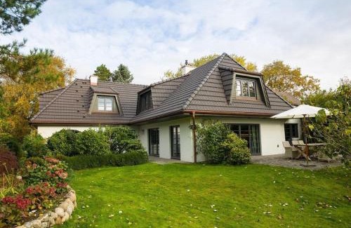 Großmorsum Casa | Holiday home in Sylt with 1 bedroom