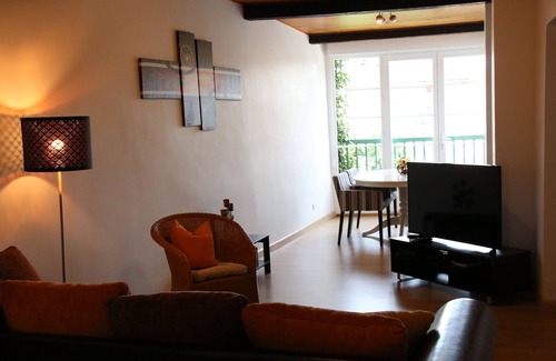 Verniolle Casa | Holiday home in the heart of the Village for 10 adults and 4 children max.