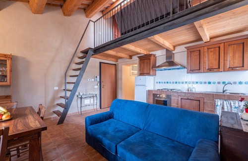 Mombaroccio Casa | Holiday Home in Villagrande Near Pool & Beach