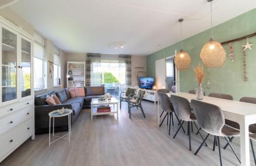 Wemeldinge Casa | Holiday Home in Zeeland near Beaches