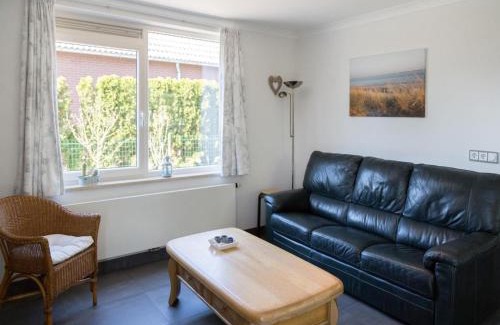 Baarland Casa | Holiday Home in Zeeland near the Beach
