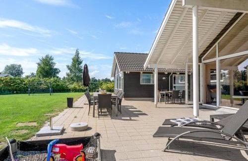 Idestrup Casa | Holiday Home Jurgis - 900m from the sea by Interhome