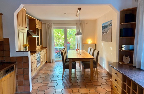 Gronenberg Casa | Casa de vacaciones 'Kuschel-Muschel' con vistas al mar, terraza privada y wifi