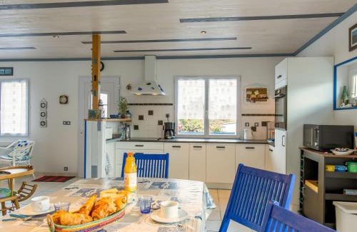 Lampaul-Plouarzel Casa | Holiday Home La Glycine by Interhome