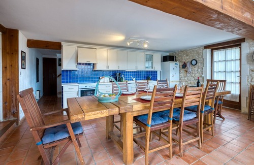 Champagnolles Casa | Holiday Home 'La Musardière' with Private Pool, Private Terrace and Wi-Fi