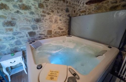 Seggiano Casa | Holiday Home La Suite del Benessere by Interhome