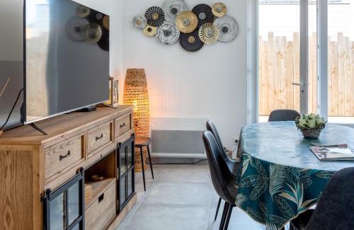 Pornic Casa | Holiday Home La Villa Dorée by Interhome