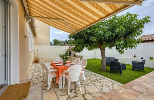 Sauvian Casa | Holiday Home La Voie Romaine by Interhome