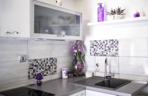 Raslina Apartamento | Holiday Home Lavanda