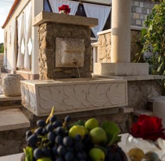 Mihanici Casa | Holiday Home Lazuština Paradise
