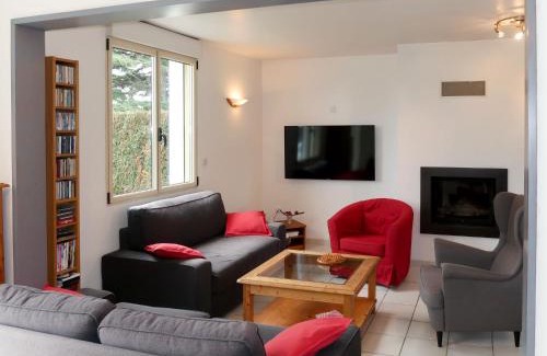 Plerin Casa | Holiday Home Le Cèdre Bleu by Interhome