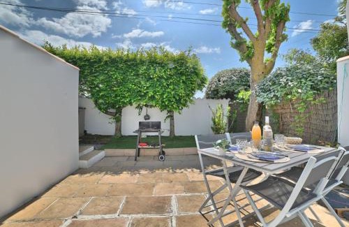 Cheray Casa | Holiday Home Le Moulin de la Filasse by Interhome