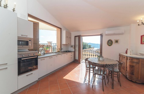 La Maddalena Casa | Casa de vacaciones 'Le Giare 2' con vistas al mar, terraza privada y aire acondicionado