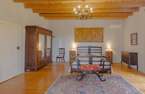 Castillonnes Casa | Holiday Home "Le Petit Presbytère de Pompiac" with Shared Pool & Wi-Fi