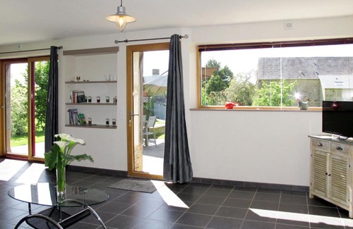 Isigny-le-Buat Casa | Holiday Home Le Pressoir - CHD400