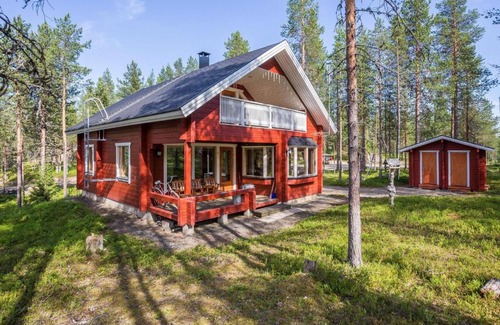 Akaslompolo Casa | Holiday Home Lemmenlaakso by Interhome
