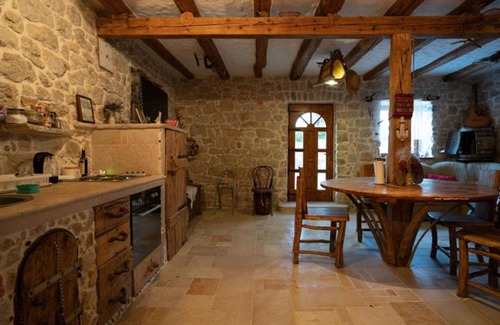 Drnis Casa | Holiday Home Leptir