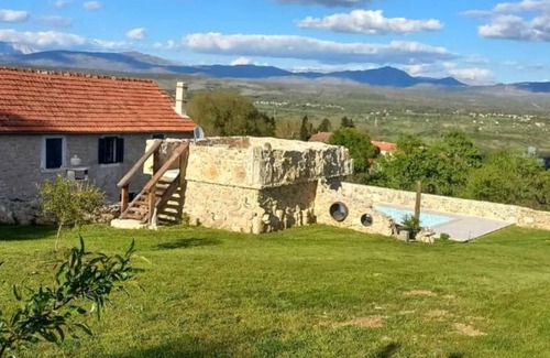 Drnis Casa | Holiday Home Leptir