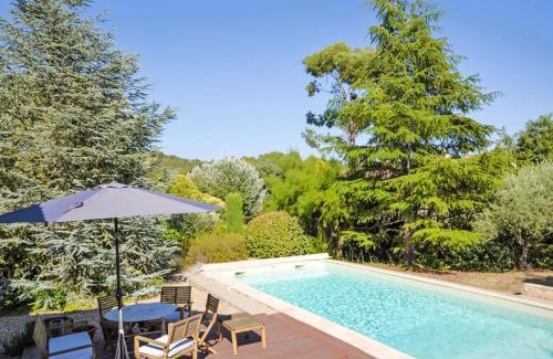 Gargas Casa | Holiday Home Les Iris by Interhome