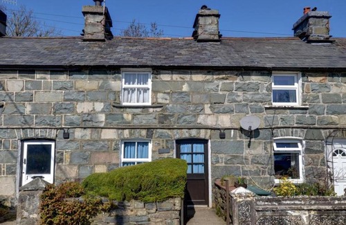 Trawsfynydd Casa | Holiday Home Llyn view cottage