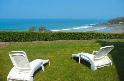 Locquirec Casa | Holiday Home Locquirec with Stunning Sea View