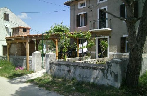 Sveti Jakov Casa | Holiday Home Lorraina