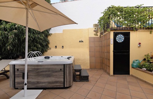 Agaete Casa | Casa de vacaciones 'Los Jazmines' con vistas al mar, bañera de hidromasaje privada y Wi-Fi