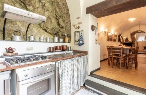 Costarainera Casa | Holiday Home Muin du Pie - SLR120 by Interhome