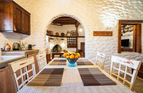 Embonas Casa | Casa de vacaciones 'Mannas House' con vistas al mar, Wi-Fi y aire acondicionado