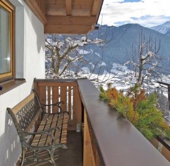 Hippach Casa | Holiday Home Margit by Interhome
